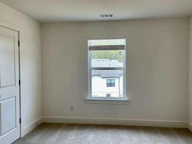 123 Auburn Run Ln #1 — Photo 22