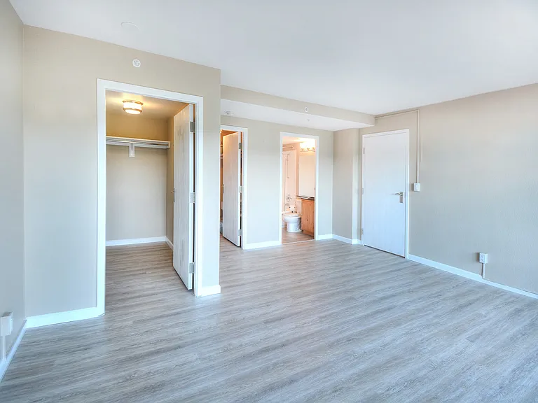 417 E Kiowa St #707 — Photo 5