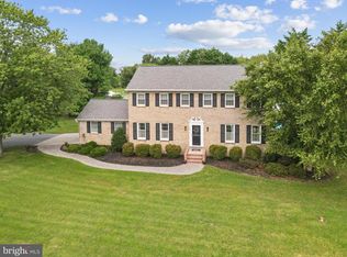 312 S Lake Dr, Stevensville, MD