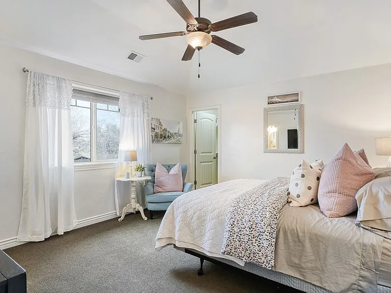 4TH BEDROOM