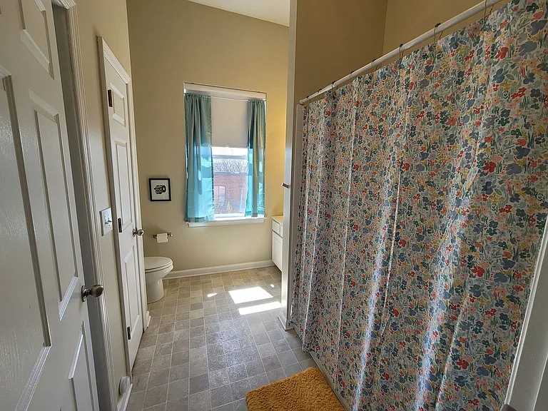 2300 N Calvert St — Photo 21