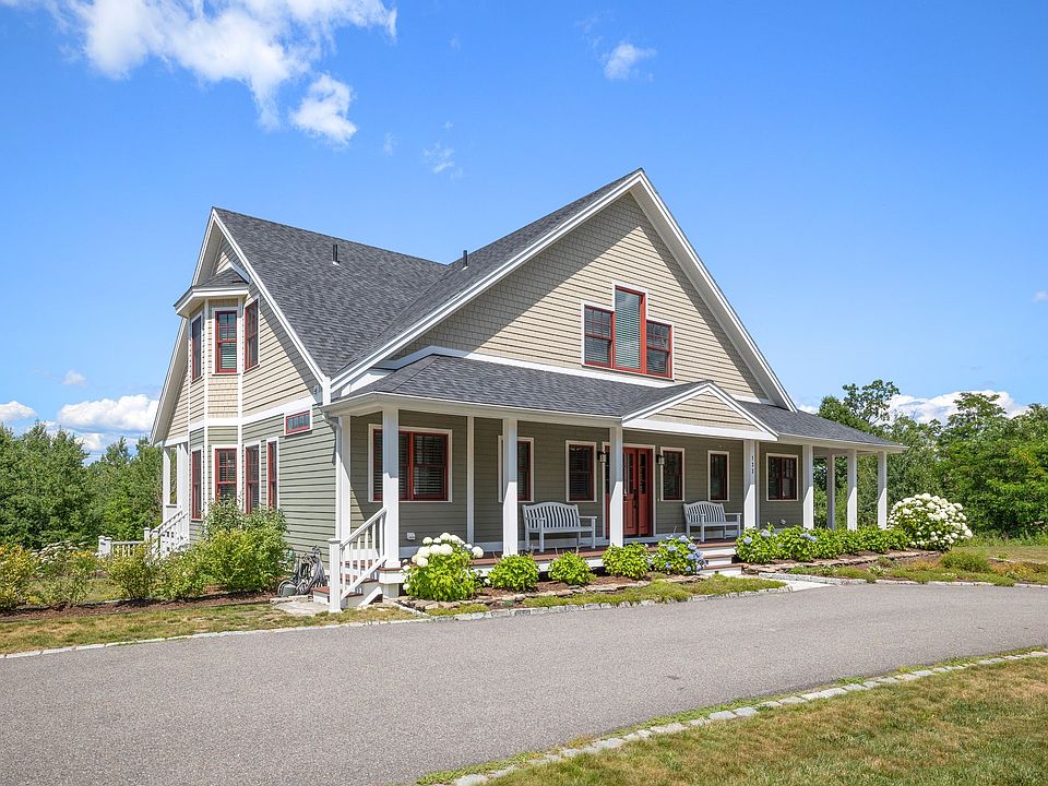 133 Waukewan St, Meredith, NH 03253 Zillow