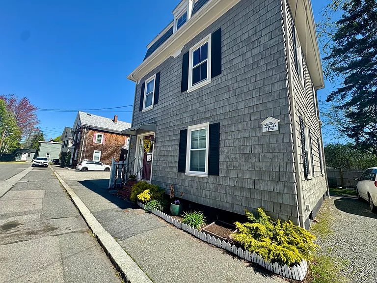 6 Harris St #1 — Photo 2