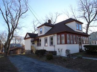 198 Pelham St, Methuen, MA 01844