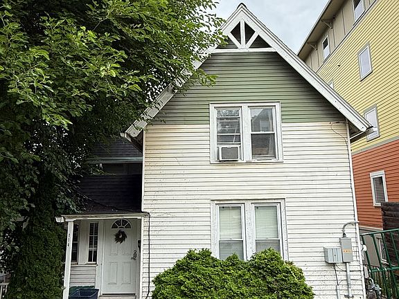 2nd image of 114 College Ave #1
