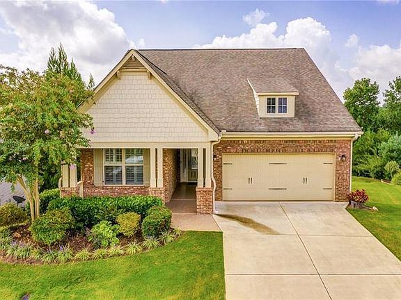 2nd image of 534 Appalachian Woods Dr