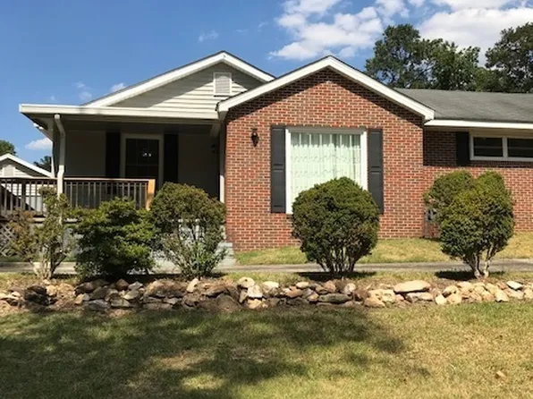 643 Forest Hill Rd, Macon, GA 31210