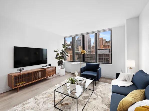 445 Fifth Avenue image 1 of 11