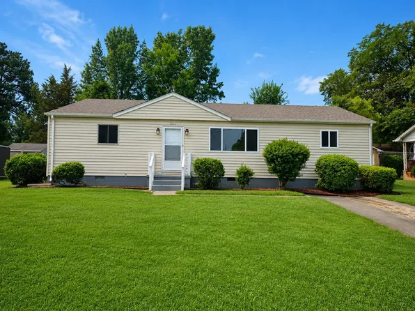501 S 6th St, Suffolk, VA 23434