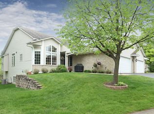12804 Falcon Dr, Apple Valley, MN 55124