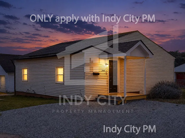 2 bed, 1.0 bath, 754 sqft, $1,200 — Photo 1