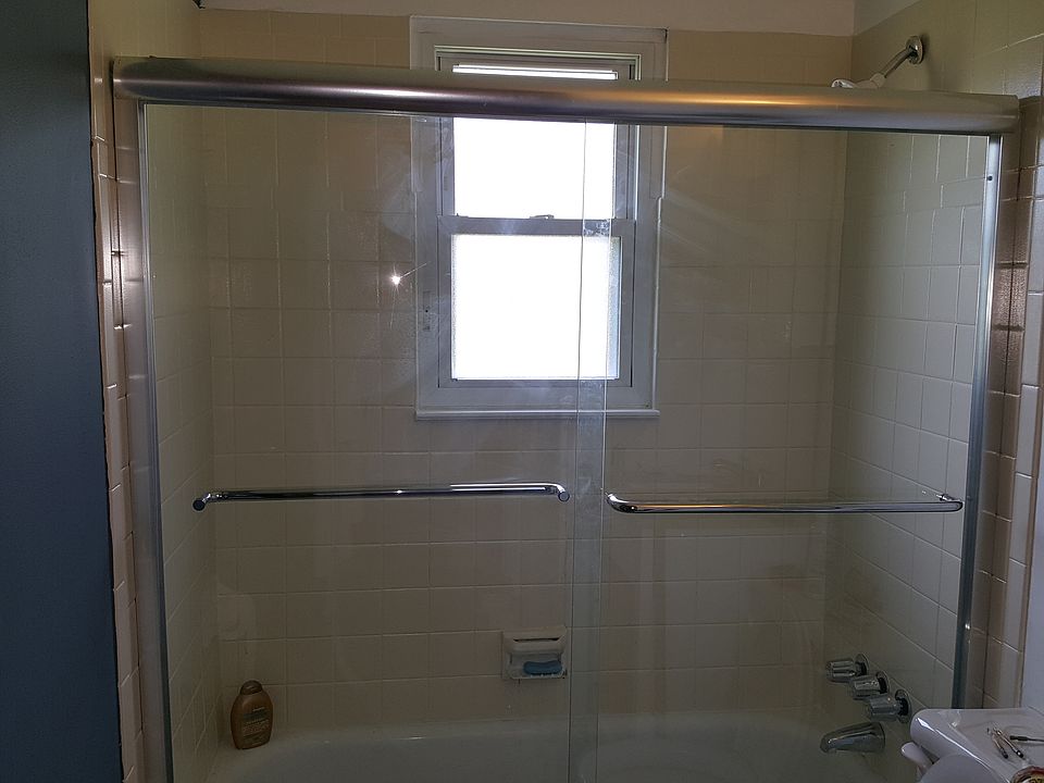 2nd image of 2805 Pamella Dr