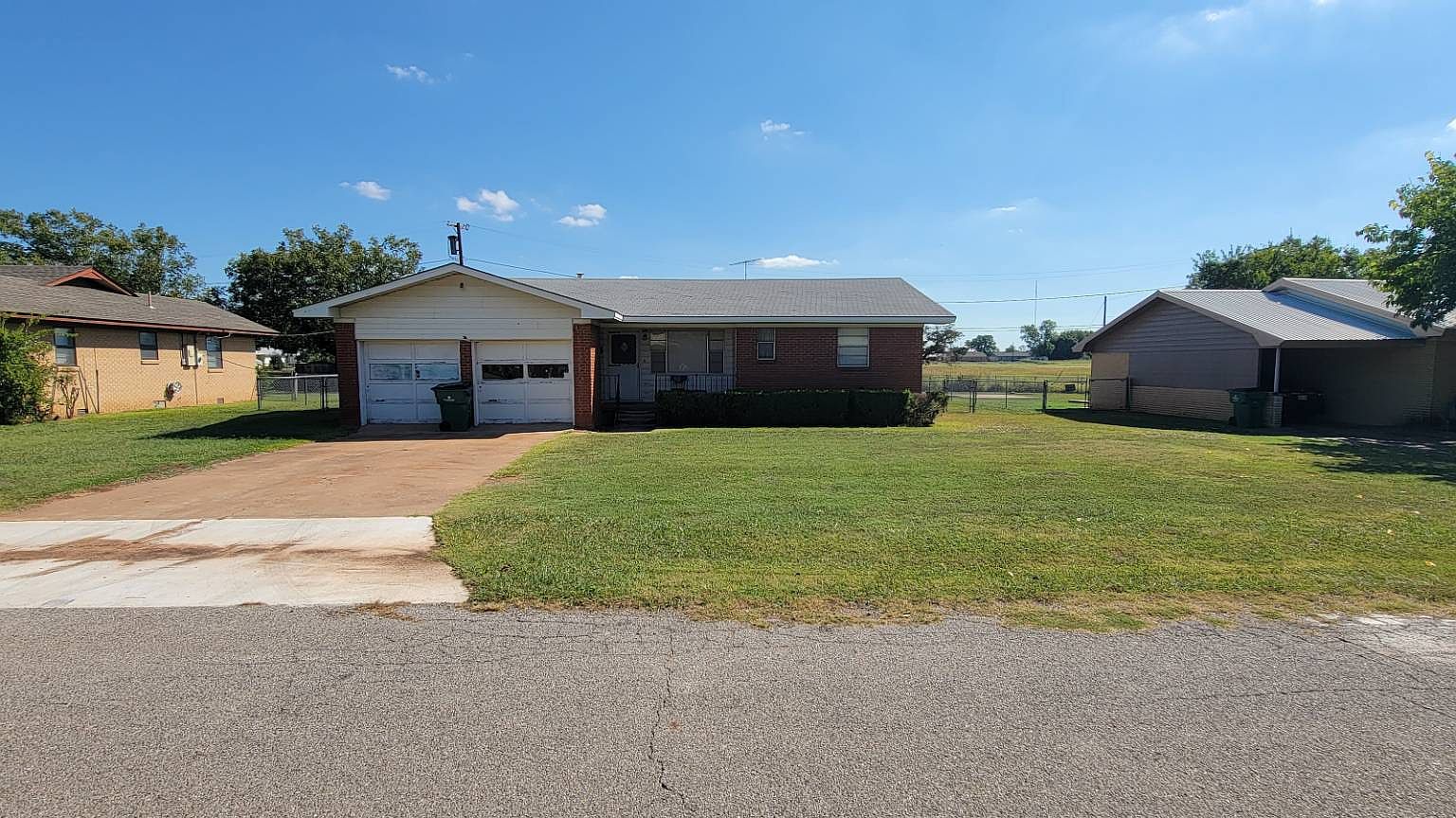 805 Hillcrest Dr, Waurika, OK 73573 Zillow