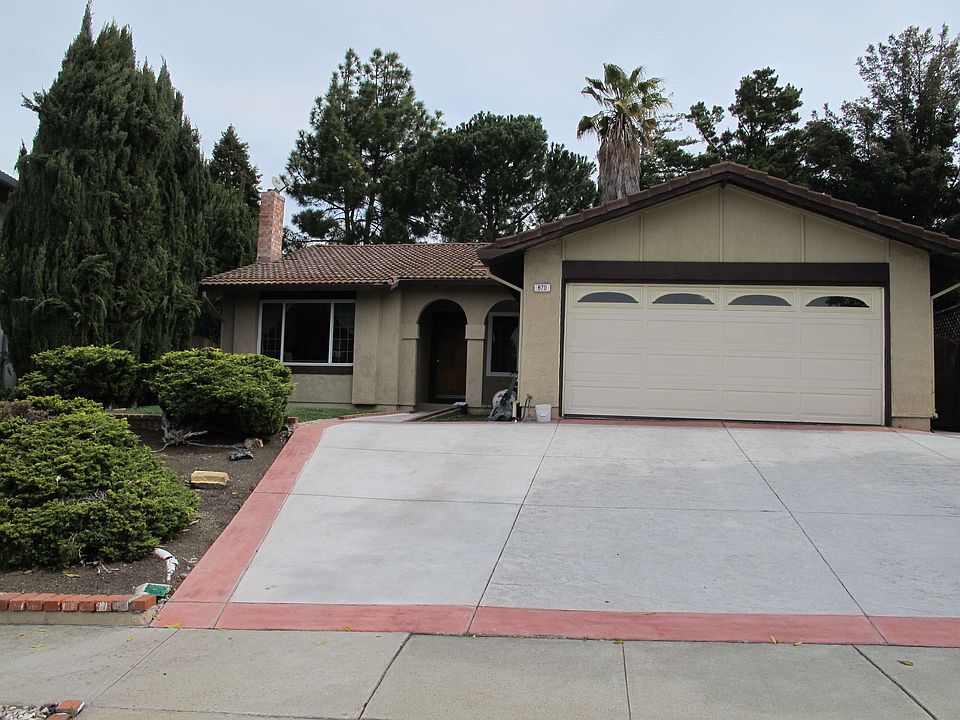1st image of 670 Cochise Ct