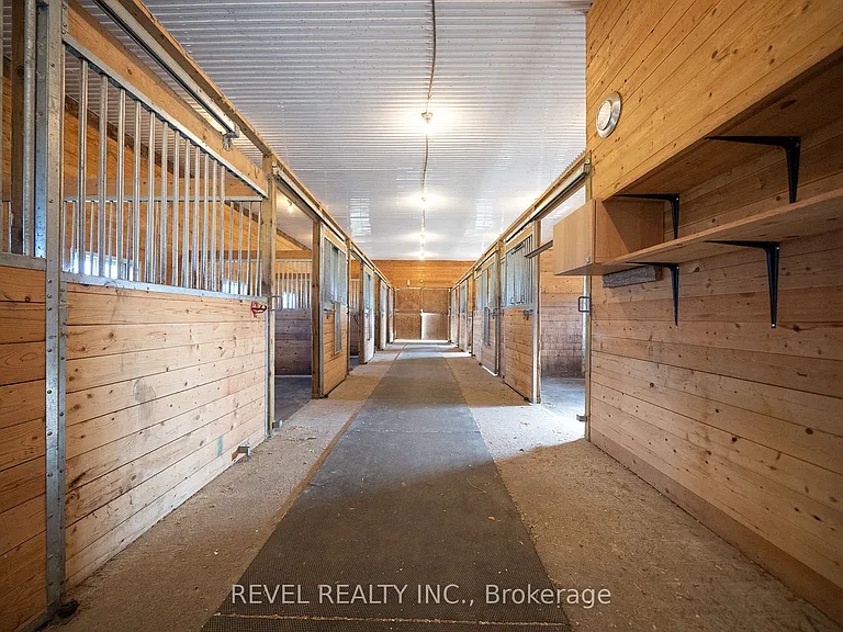 413 Ellis Ave — Photo 37