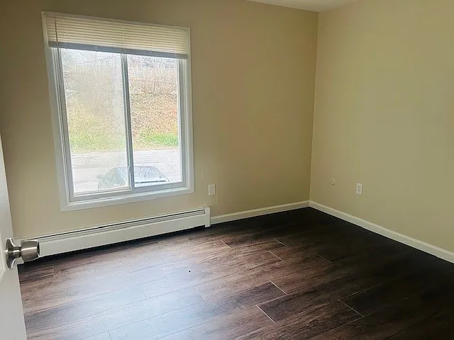 Burnet Park Apartments — Photo 19