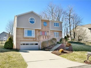 158 Village Dr, Cranberry Township, PA 16066