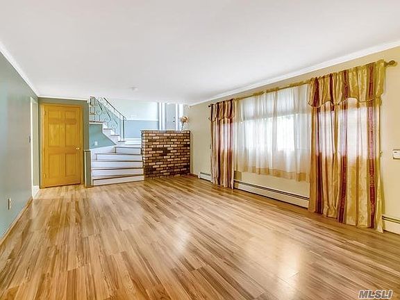 3rd image of 34 Sycamore Ave