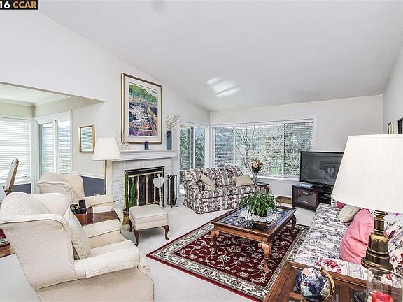 3rd image of 1905 Cactus Ct APT 1