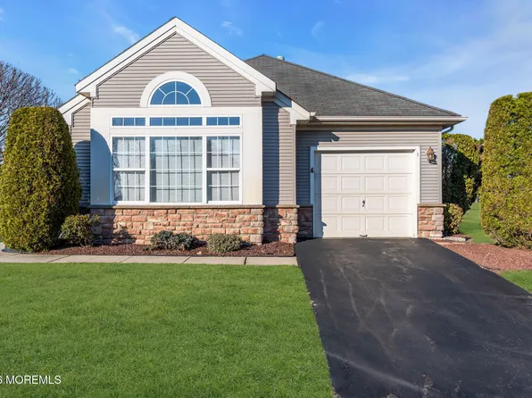 1 Fontaine Court, Manchester, NJ 08759