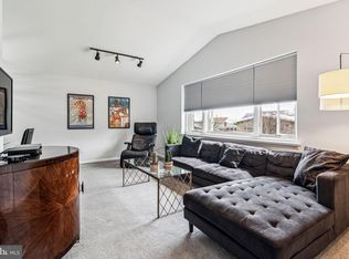 741 Charette Rd, Philadelphia, PA 19115