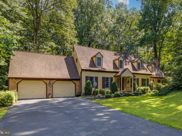 1707 Chateau Ct, Fallston, MD 21047