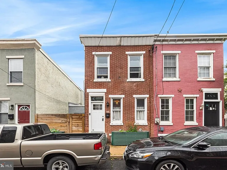 408 E Flora St — Photo 1