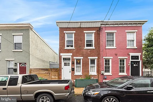 408 E Flora St Photo 1