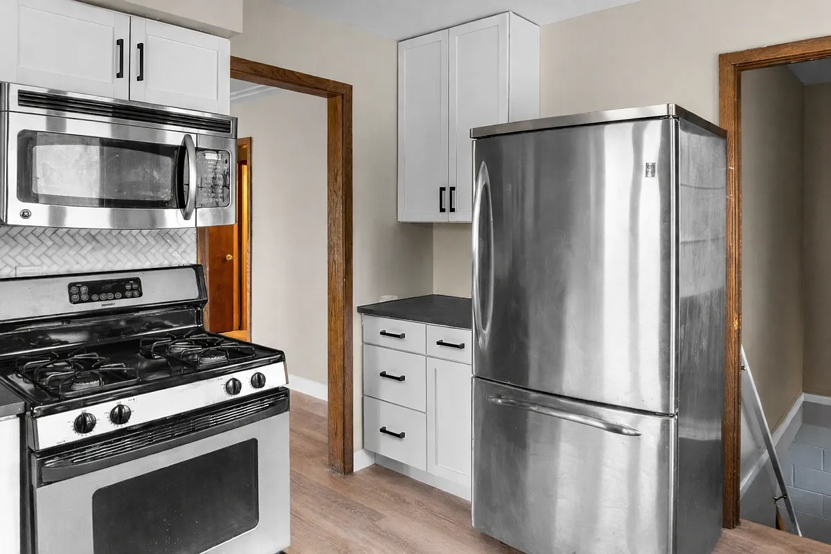 Building Photo - 4115 Lowry Ave N #4115