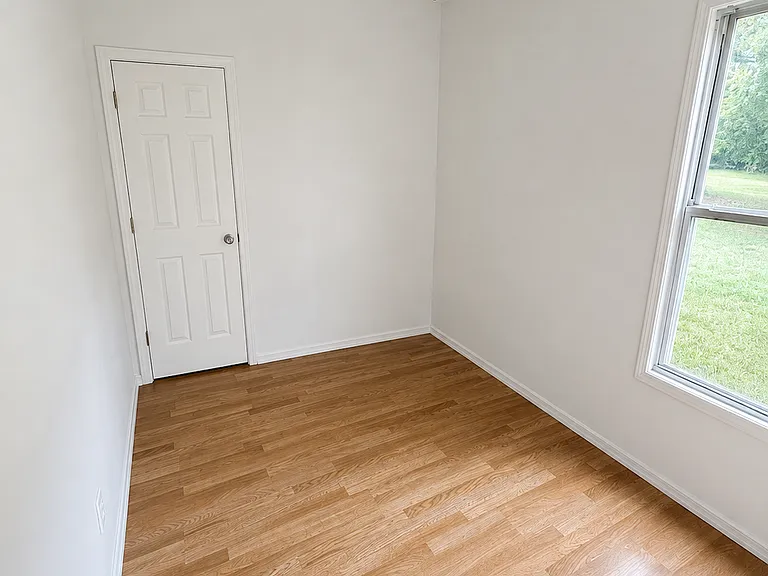 700 Cleveland St — Photo 8