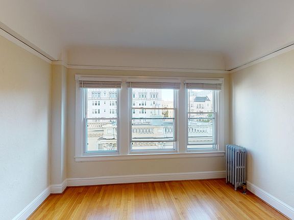 5th image of 1935 Franklin St APT 404