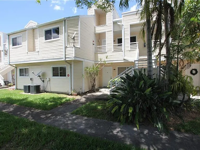 3413 NW 44th St #107 — Photo 26