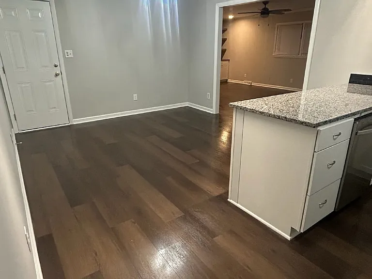 3215 Edenwood Dr — Photo 4