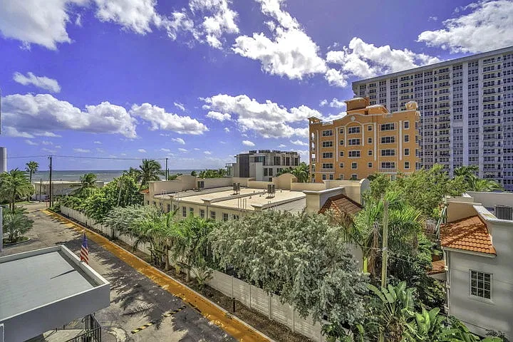 525 N Ocean Blvd #515