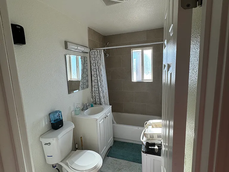 1900 Florida St #2 — Photo 8
