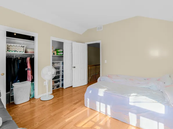 23 Deirdre Court image 12 of 25