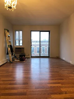 Rented by Irene Mihalios, LREB | media 6