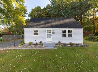 9 Arthur Ave, Enfield, CT 06082