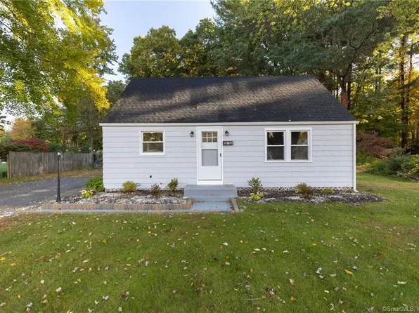 9 Arthur Avenue, Enfield, CT 06082