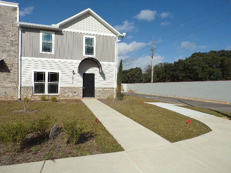 1st image of 5031 Peach Dr