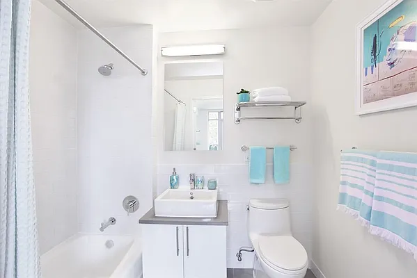 Rented by Corcoran | media 32