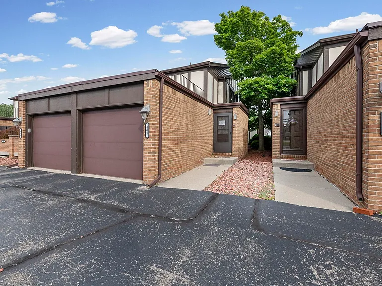 408 Country Club Dr — Photo 26