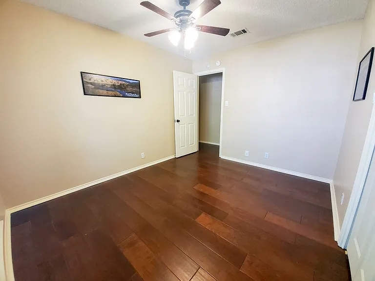 3306 Oakmont Dr — Photo 17