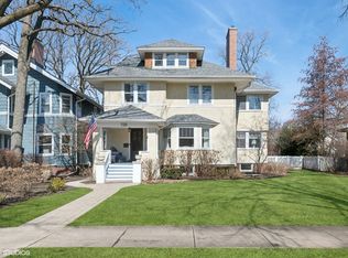 726 Laurel Ave, Wilmette, IL