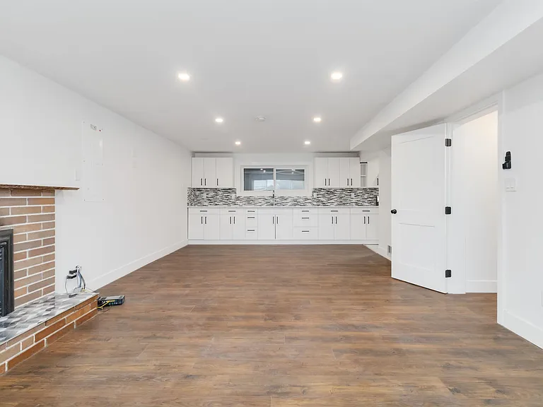 46190 Larch Ave — Photo 15