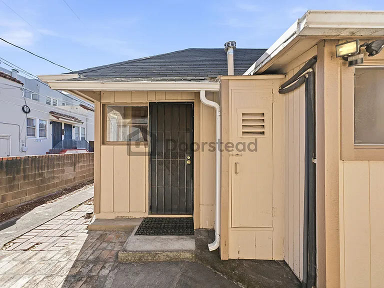 4339 Adeline St #A — Photo 30