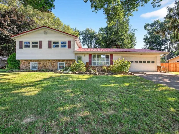 1620 E Cherry Ln, Bloomington, IN 47401