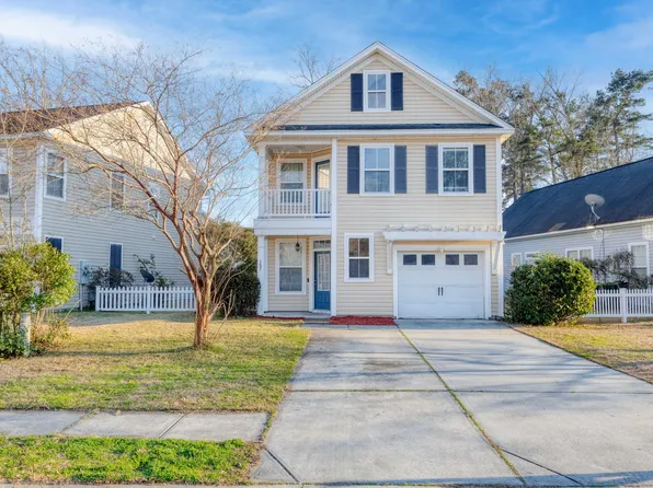 107 Diploma Dr, Ladson, SC 29456