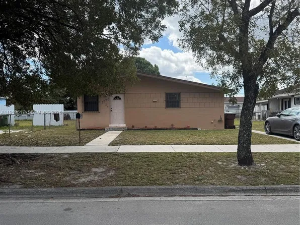 1270 W 31st St, Hialeah, FL 33012