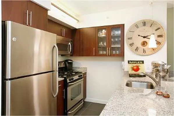 Sold by Corcoran | media 19